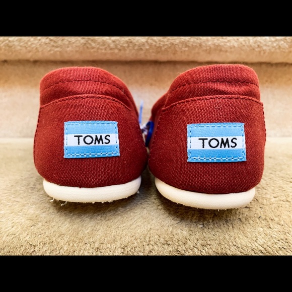 Toms Other - Toms Burgundy Canvas Shoes Sz. 9.5